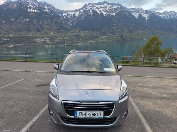 Peugeot 5008 MPV, Diesel, 2017, Grey