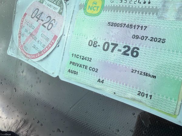 Audi A4 Saloon, Diesel, 2011, Red