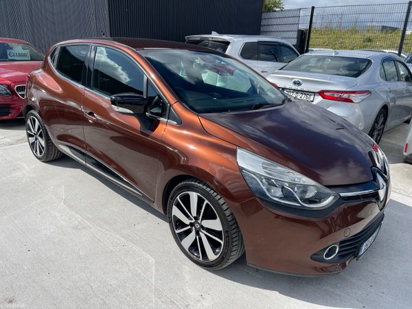 Renault Clio Hatchback, Petrol, 2015, Brown