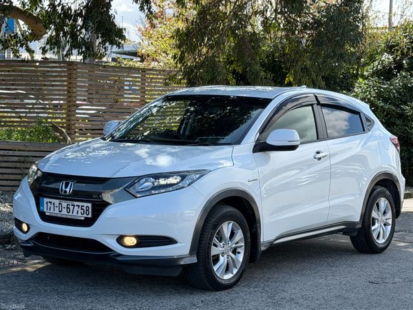 Honda Vezel SUV, Petrol Hybrid, 2017, White