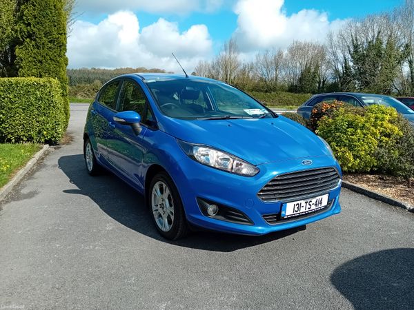 Ford Fiesta Hatchback, Petrol, 2013, Blue