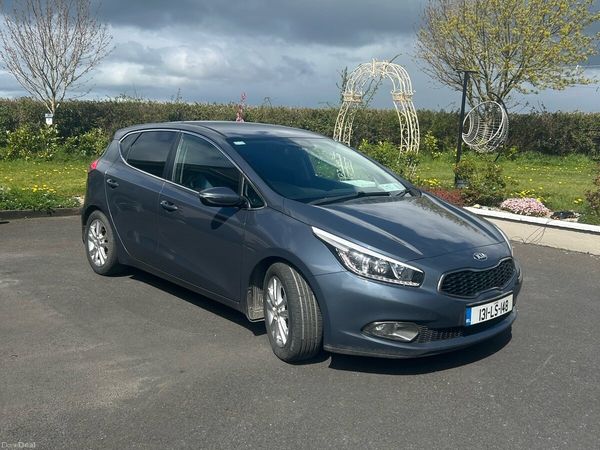 Kia Ceed Hatchback, Diesel, 2013, Blue