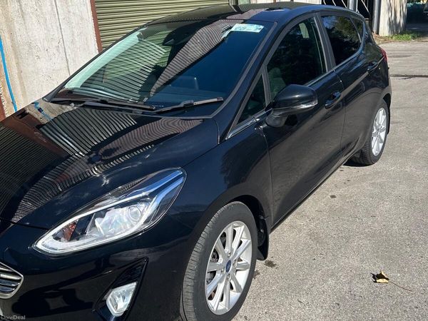 Ford Fiesta Hatchback, Petrol, 2020, Black