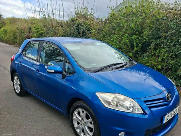 Toyota Auris Hatchback, Petrol, 2012, Blue