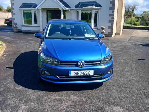 Volkswagen Polo Hatchback, Petrol, 2021, Blue
