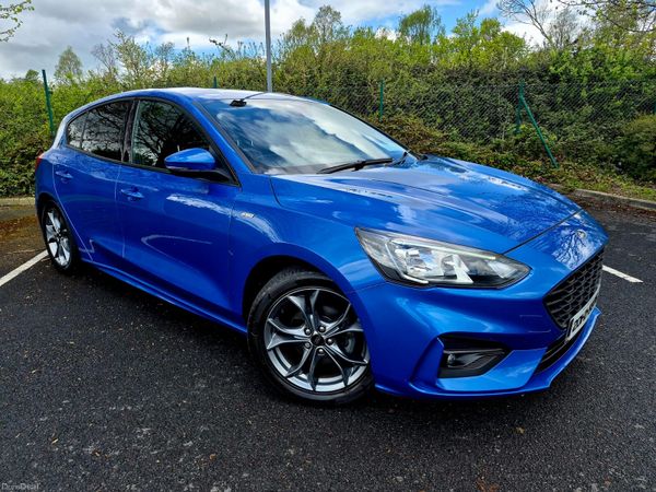 Ford Focus Hatchback, Diesel, 2020, Blue