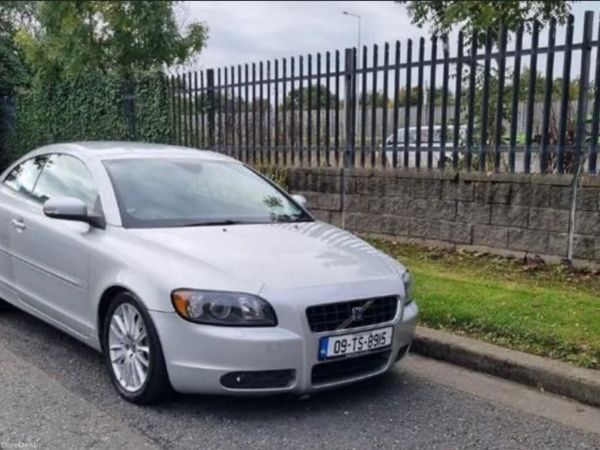Volvo C70 Convertible, Diesel, 2009, Silver
