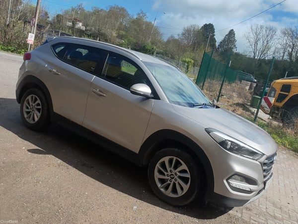 Hyundai Tucson SUV, Diesel, 2017, White