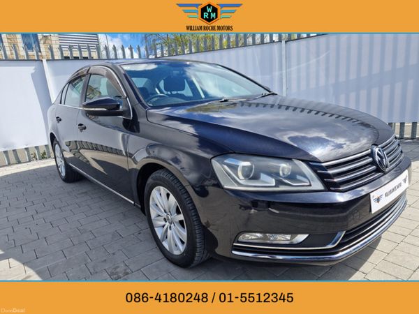 Volkswagen Passat Saloon, Petrol, 2013, Black