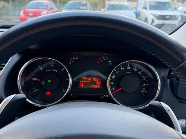 Peugeot 3008 MPV, Diesel, 2010, Grey