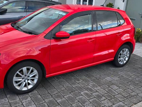 Volkswagen Polo Hatchback, Petrol, 2016, Red