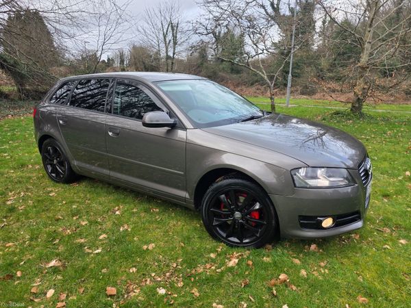 Audi A3 Hatchback, Diesel, 2013, Grey