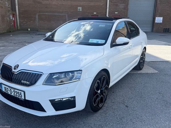 Skoda Octavia Saloon, Diesel, 2016, White