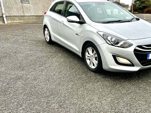 Hyundai i30 Hatchback, Diesel, 2014, Silver