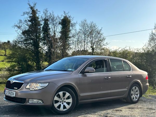 Skoda Superb Saloon, Diesel, 2012, Purple