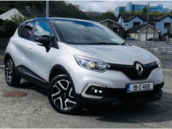 Renault Captur Hatchback, Petrol, 2019, Silver
