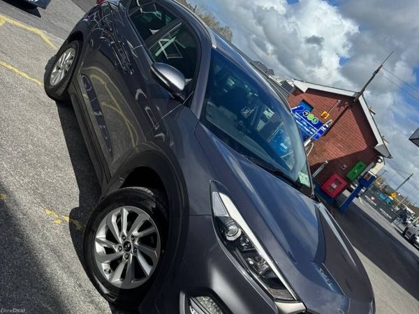 Hyundai Tucson SUV, Diesel, 2016, Grey
