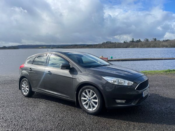 Ford Focus Hatchback, Diesel, 2015, Grey