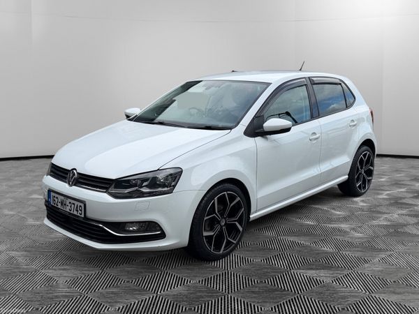 Volkswagen Polo Hatchback, Petrol, 2016, White