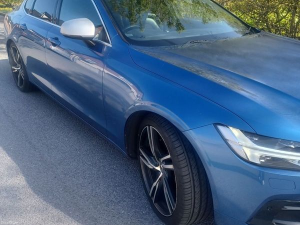 Volvo S90 Saloon, Diesel, 2017, Blue
