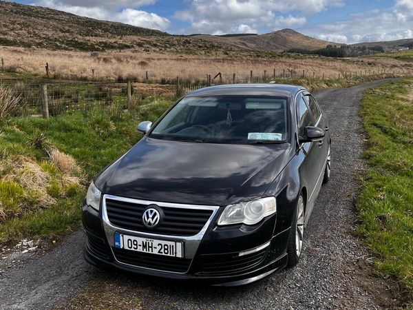Volkswagen Passat Saloon, Diesel, 2009, Black