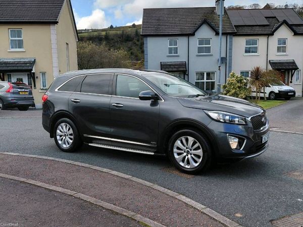 Kia Sorento SUV, Diesel, 2016, Grey