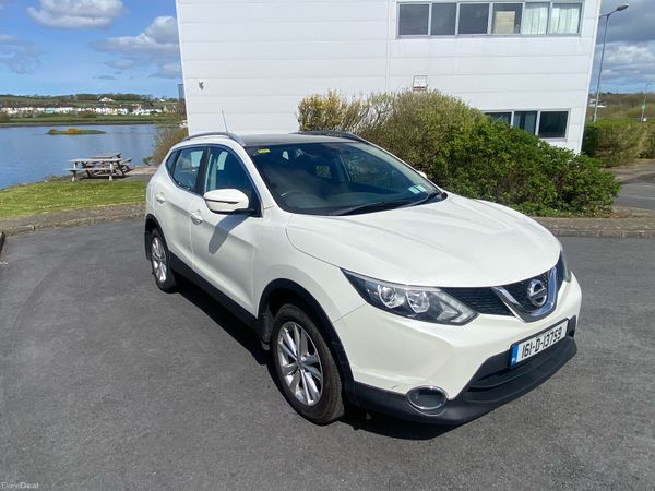Nissan Qashqai Hatchback, Diesel, 2016, White