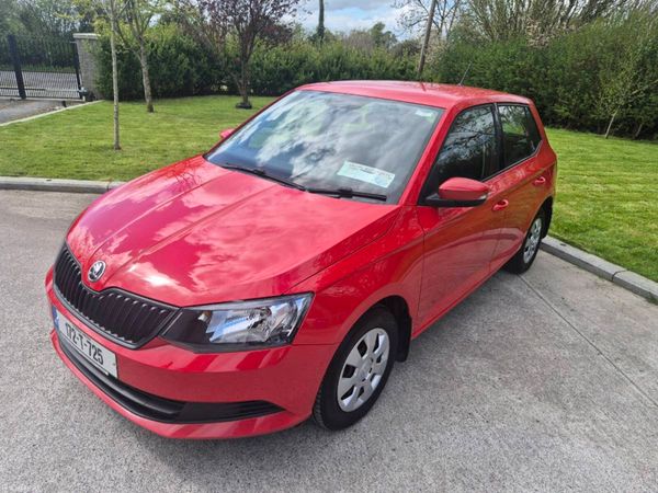 Skoda Fabia Hatchback, Petrol, 2017, Red