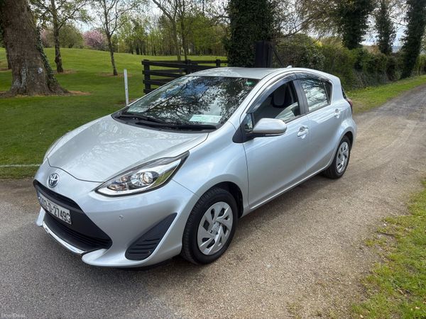 Toyota Aqua Hatchback, Petrol Hybrid, 2020, Silver