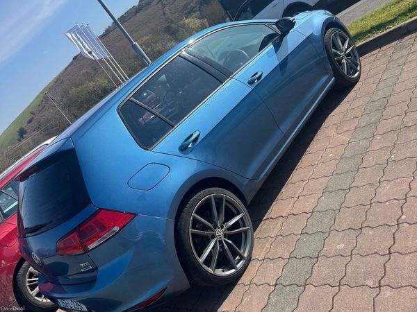 Volkswagen Golf Hatchback, Diesel, 2015, Blue