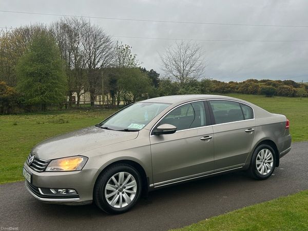 Volkswagen Passat Saloon, Diesel, 2014, Brown