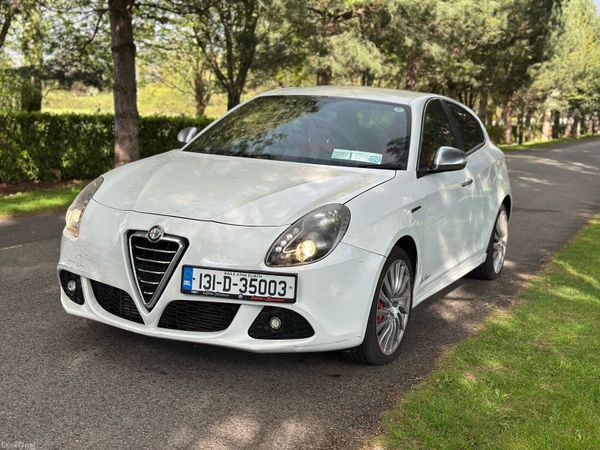 Alfa Romeo Giulietta Hatchback, Diesel, 2013, White