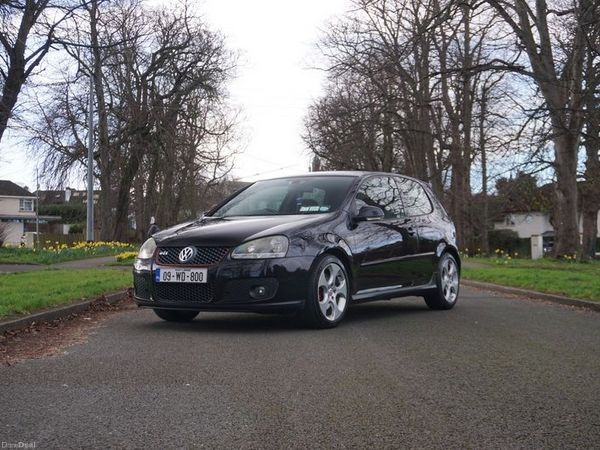 Volkswagen Golf Hatchback, Petrol, 2009, Black