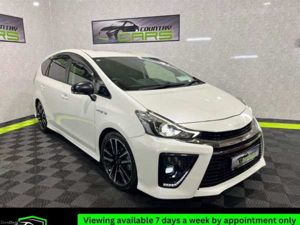 Toyota Prius MPV, Petrol Hybrid, 2017, White