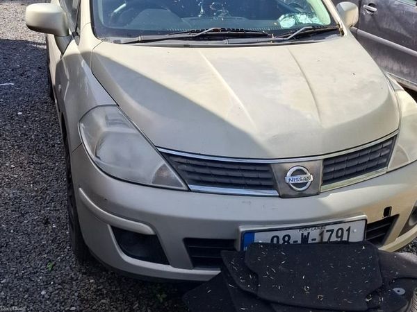 Nissan Tiida Saloon, Petrol, 2008, Silver