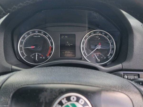 Skoda Octavia Hatchback, Diesel, 2012, Black