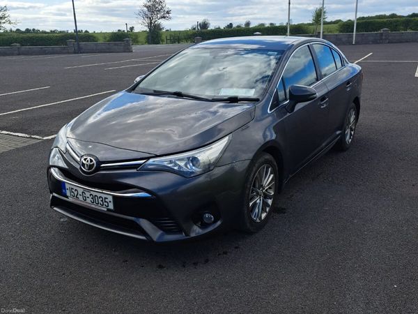 Toyota Avensis Saloon, Diesel, 2015, Grey