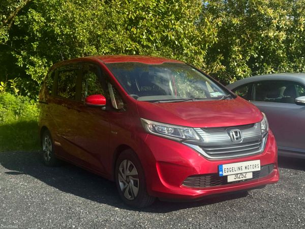 Honda Freed MPV, Petrol Hybrid, 2018, Red