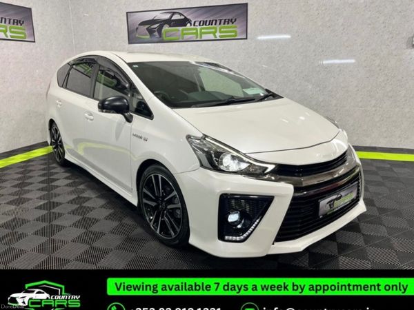 Toyota Prius MPV, Petrol Hybrid, 2017, White