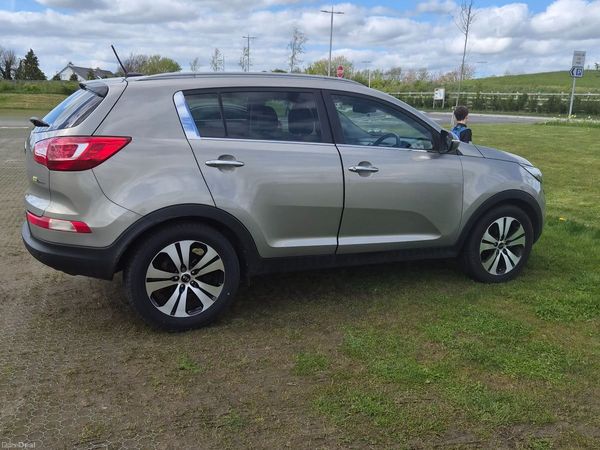 Kia Sportage SUV, Diesel, 2013, Silver