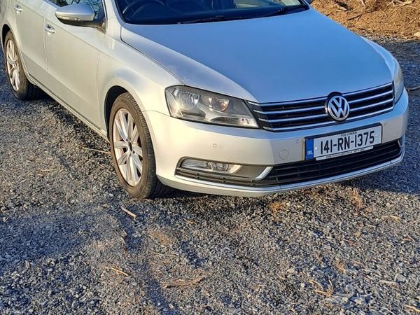 Volkswagen Passat Saloon, Diesel, 2014, Silver