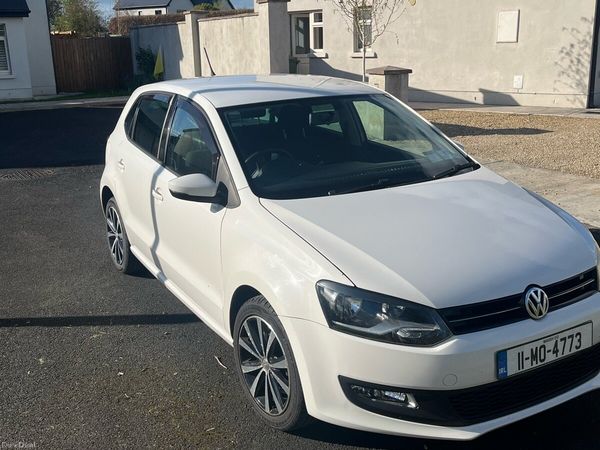Toyota Avensis Saloon, Diesel, 2011, Silver