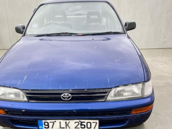 Toyota Corolla Saloon, Petrol, 1997, Blue