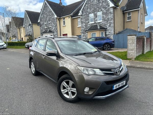 Toyota RAV4 SUV, Diesel, 2014, Beige