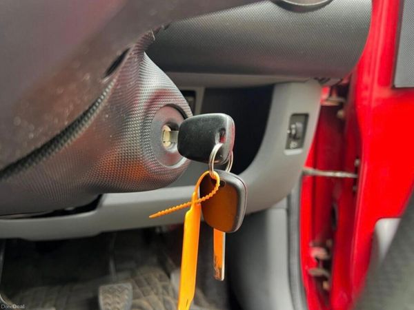 Citroen C1 Hatchback, Petrol, 2007, Red