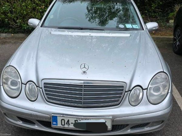 Mercedes-Benz E-Class Saloon, Diesel, 2004, Silver