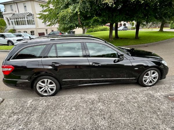 Mercedes-Benz E-Class Estate, Diesel, 2012, Black
