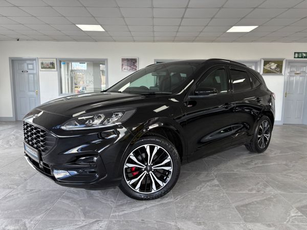 Ford Kuga SUV, Petrol Hybrid, 2023, Black