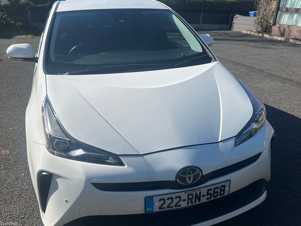 Toyota Prius Hatchback, Petrol Hybrid, 2022, White