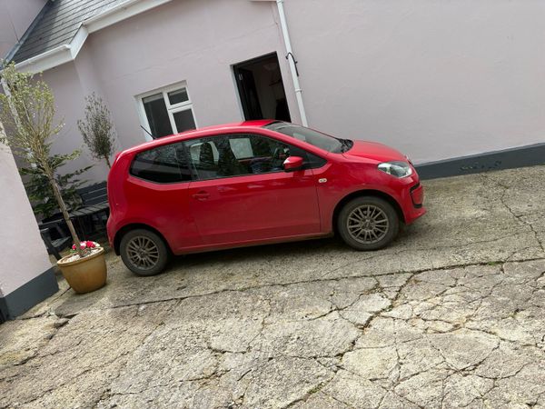 Volkswagen up! Hatchback, Petrol, 2013, Red